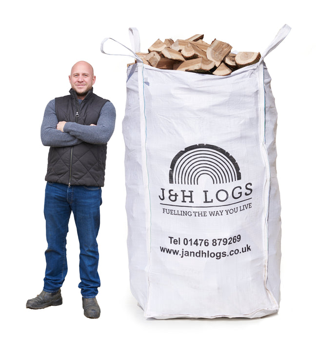 9" - 10" Premium Kiln Dried Hardwood Logs In Bulk Bags